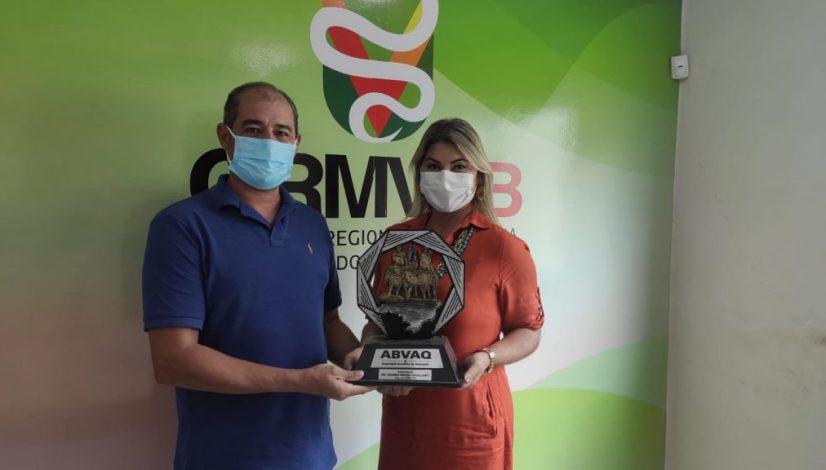 Presidente do CRMV-PB e diretor de chancelas da Abvaq