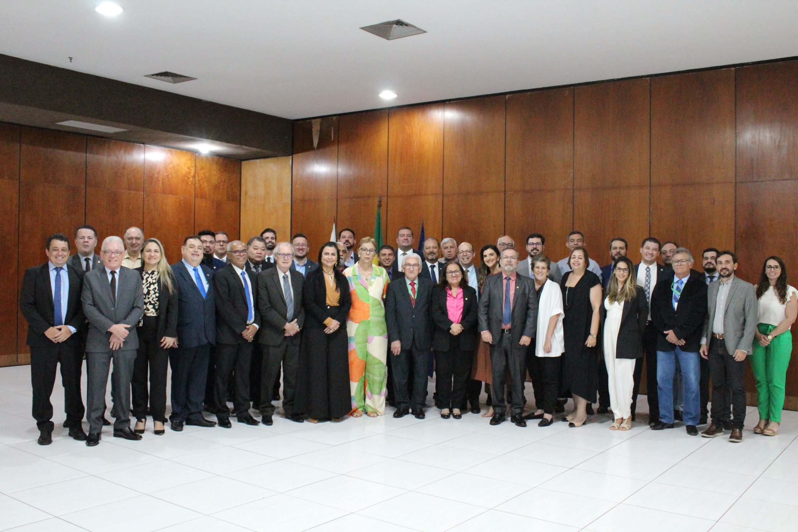 FOTO OFICIAL (1)