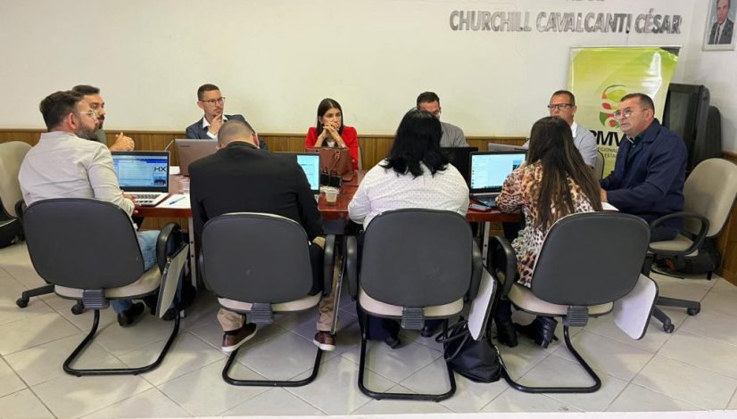 1dbb379f-4221-4f47-9be2-1412d51e62b5