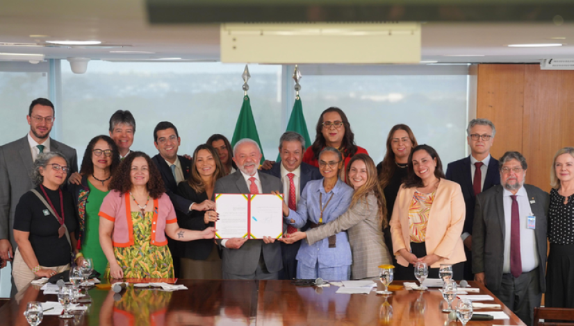 842ff078-359d-49ac-bc8c-aa092f30245a