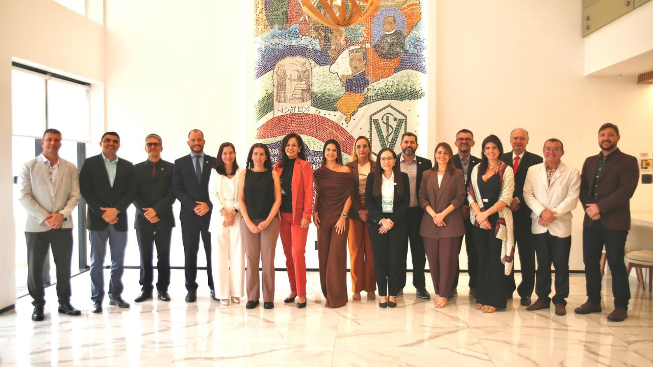 c7ff859c-ac36-4abe-84f6-02a9c71f18a9